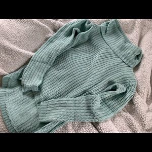 Cozy turquoise turtle neck sweater
